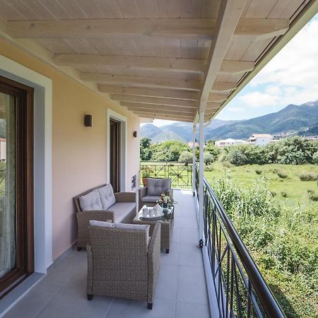 Vincenzo Suites Nydri  Buitenkant foto