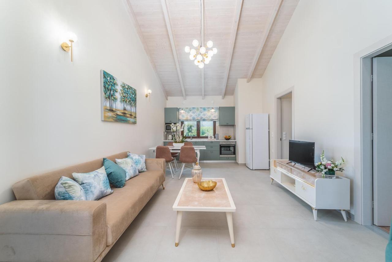Vincenzo Suites Nydri  Buitenkant foto