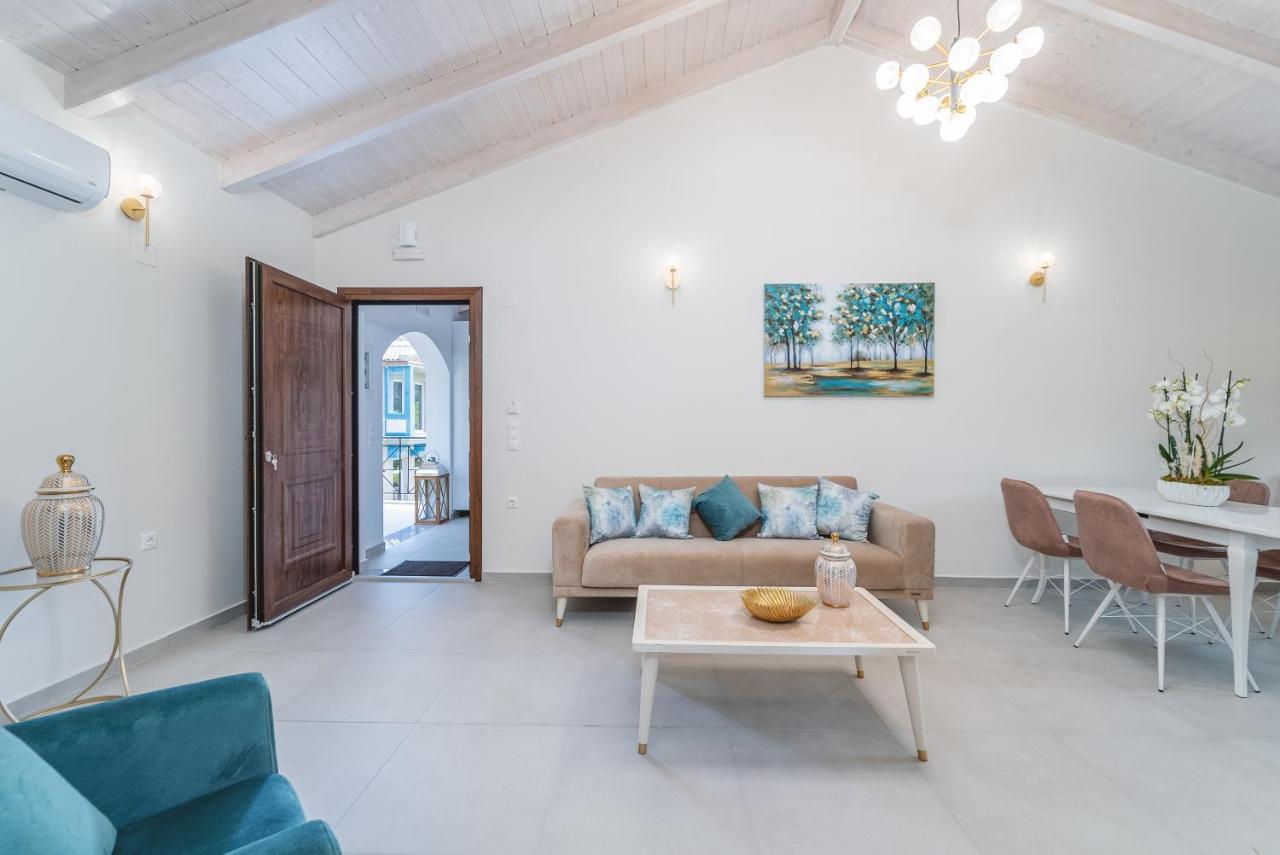 Vincenzo Suites Nydri  Buitenkant foto