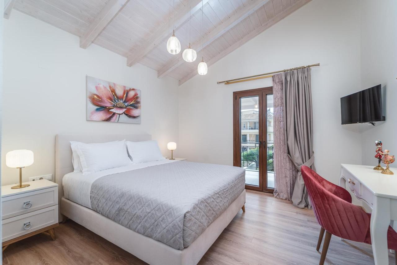 Vincenzo Suites Nydri  Buitenkant foto